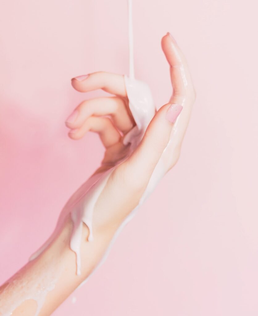 How to make hands look younger: handcare